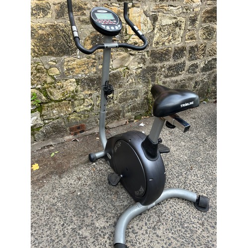 348 - Horizon fitness bsc 150 exercise bike.