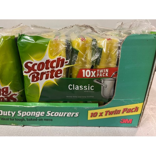 373 - New & sealed Scotch Brite heavy duty sponges 5 x packs of 20.