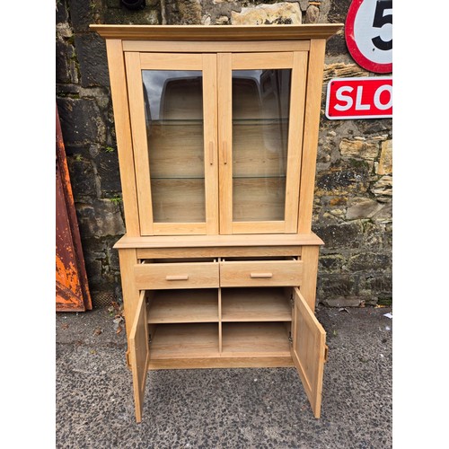 116 - Glazed display wall cabinet with 2 drawers 4 doors, 2 piece.