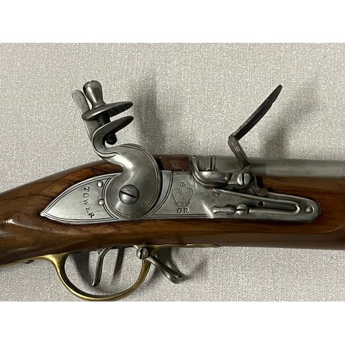 52 - Replica Brown Bess Inert Flintlock Musket India Pattern. A good display piece or wall hanger, the Br... 