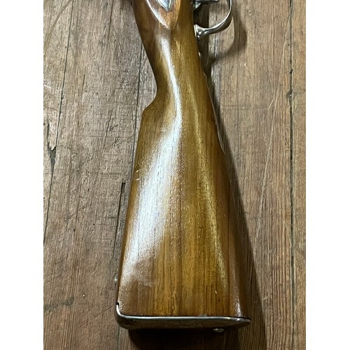 57 - Replica Charleville 1777 musket with bayonette, Walnut stock, most fittings are steel, Length approx... 