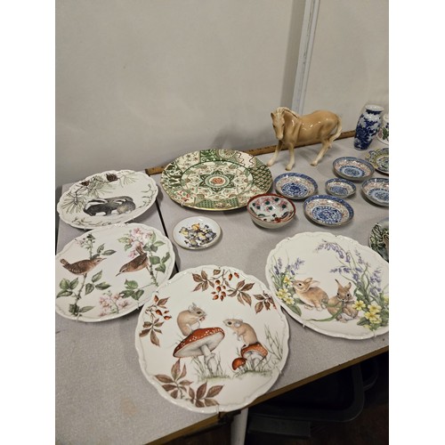 520 - Large selection of collectables to include Royal Albert The country Walk Collection  (The Four Seaso... 