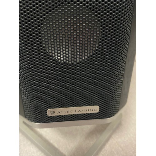 446 - Alltech Lansing speaker system