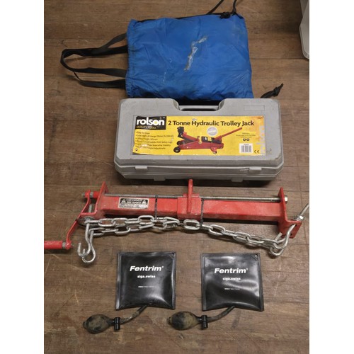 603 - Rolson 2 tonne hydraulic trolley jack, engine load leveller & 12 Fentrim swiss winbag air wedges .