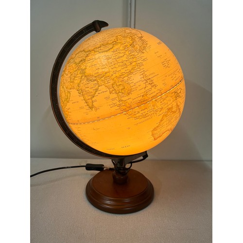 25 - Large light up desk globe. 17