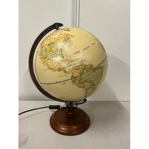 25 - Large light up desk globe. 17