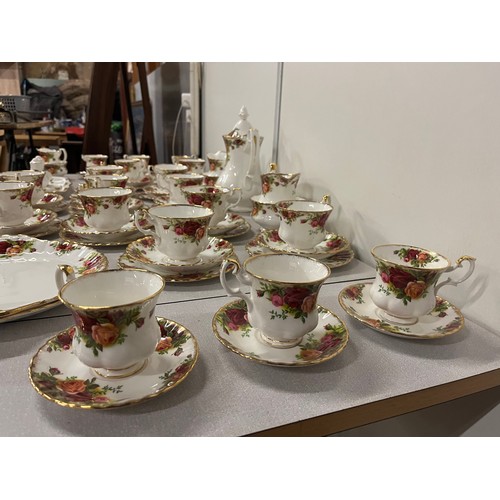 295 - 60 piece royal albert country rose tea & coffee set