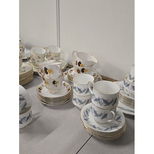 263 - 4 tea sets to include Paragon, Roslyn China, Royal Standard & Royal Imperial.