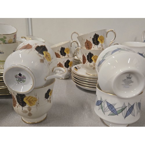 263 - 4 tea sets to include Paragon, Roslyn China, Royal Standard & Royal Imperial.