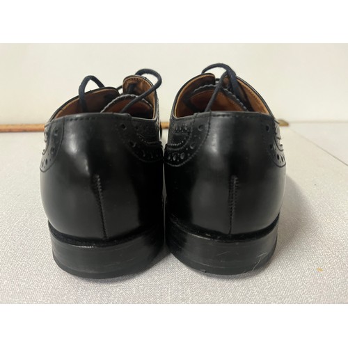 282 - Pair of Men's black leather Loake brogues size 9.