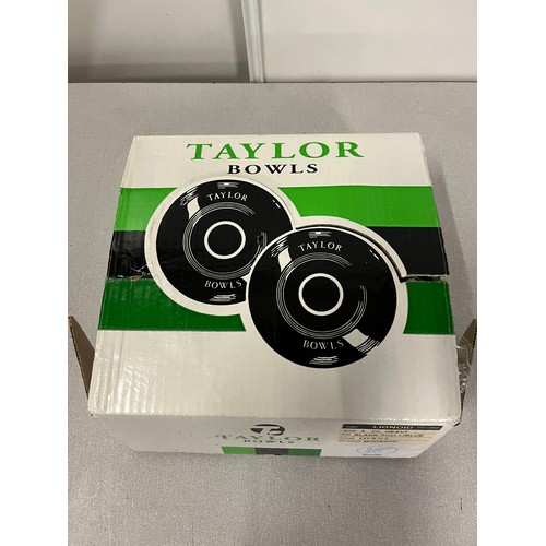 289 - set of boxed Thomas Taylor bowls size 4