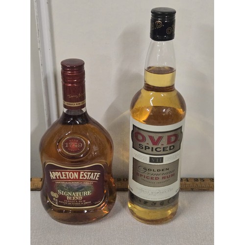 33 - Bottle of Full & sealed appleton estate signature jamaica rum along with OVD spiced rum both 70cl & ... 