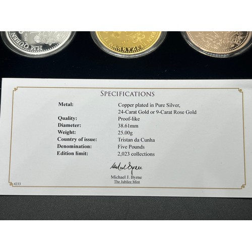 101 - Jubilee Mint The Queen Elizabeth II Memorial £5 coin collection in fitted case with certificate.