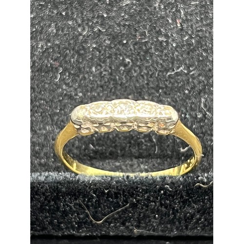 21 - 18ct & diamond ladies ring