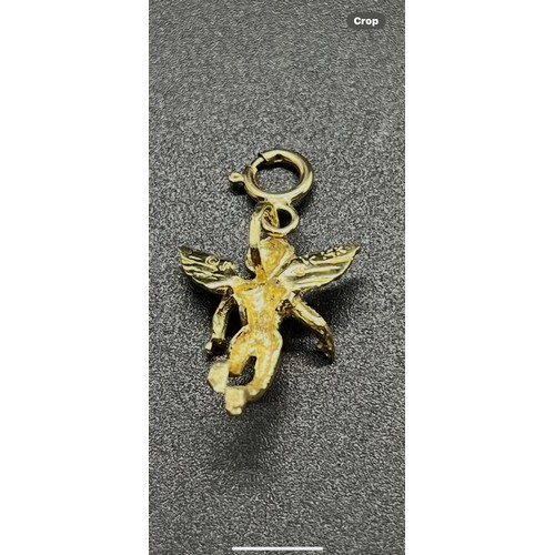 26 - 14kt gold cherub pendant 1.16 grams