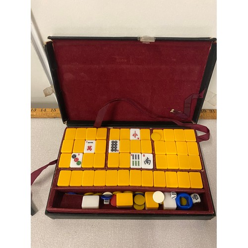 283 - Vintage boxed Mahjong set.