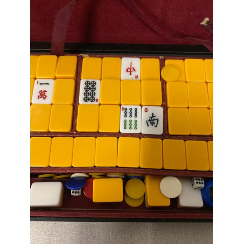 283 - Vintage boxed Mahjong set.