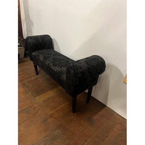 254 - Black upholstered mini chaise lounge 39