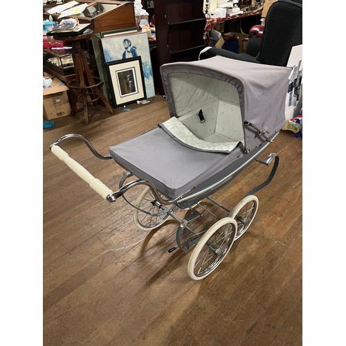 169 - Vintage silver cross kids pram