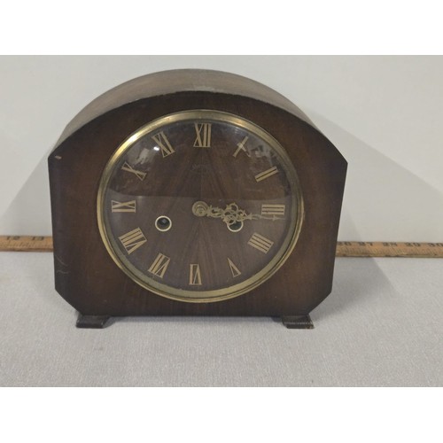 234 - Vintage Smiths mantle clock with pendulum (working)