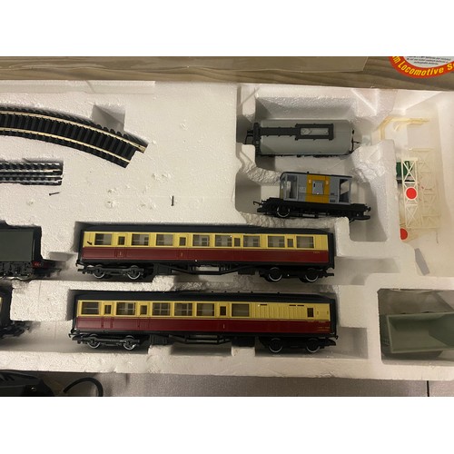 131 - Hornby mighty mallard electric train set boxed