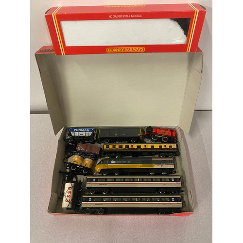 193 - hornby intercity 125 engine along with carriages & rolling stock