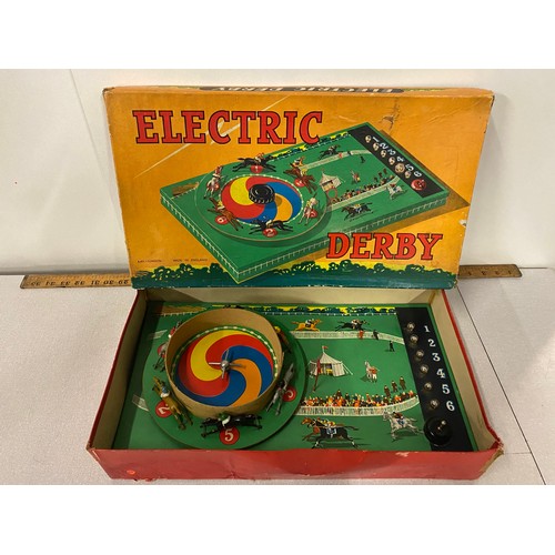 83 - Electric Derby game by Kay London in original box.