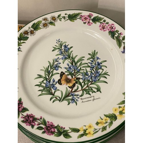 197 - Royal Worcester 'Herbs' 8 place settings to include 8 dinner plates, 8 bowls, 8 napkin rings along w... 