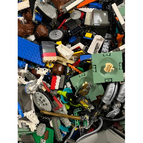 39 - 2 large boxes of Lego weighing 22.4kg