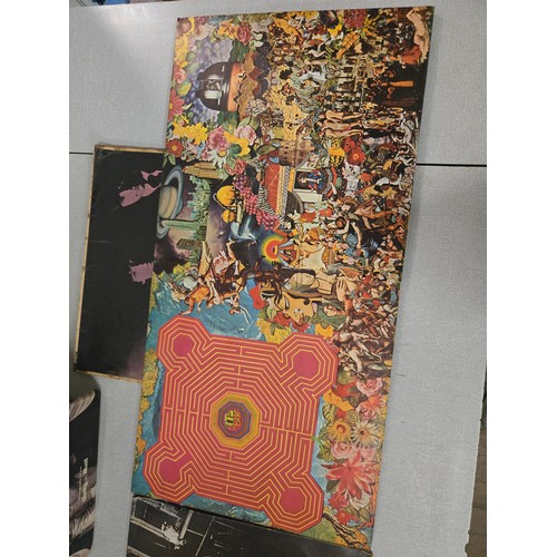 112 - Collection of The Rolling Stones vinyl's to include Beggars Banquet, Between the Buttons, After-Math... 