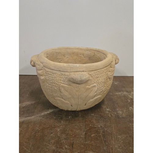 72 - Large leaf design planter. 11.5
