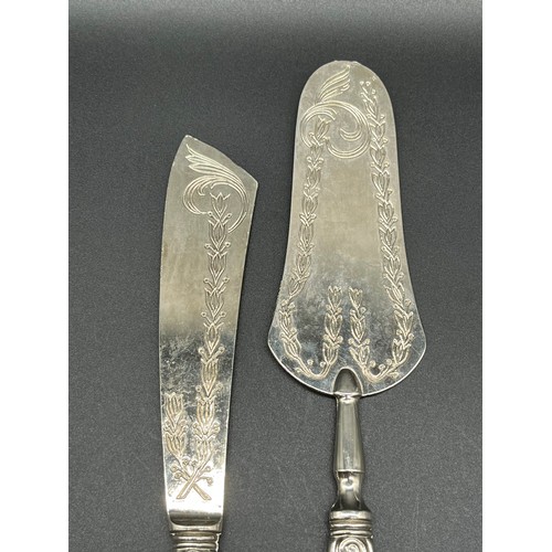 91 - Vintage Art Nouveau style 800 silver handled cake slice and knife.