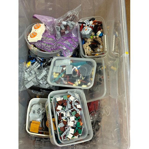 275 - Large collection of Knex along with tubs of Lego.