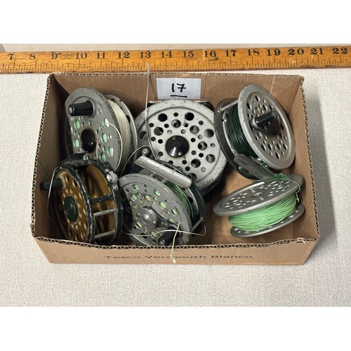 353 - 6 x Shakespeare fly reels and spools- some with line.