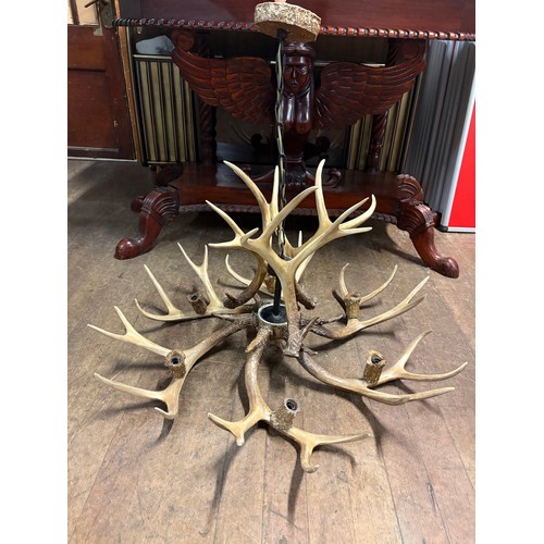 106 - Large rustic antler chandelier made with replicated deer antlers, with 6 light fittings. (complete)