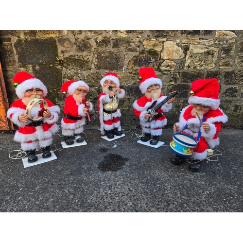 270 - Animatronic Christmas Santa & Band to include Singer, Drummer, Recorder, Guitar & tambourine players... 