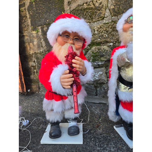 270 - Animatronic Christmas Santa & Band to include Singer, Drummer, Recorder, Guitar & tambourine players... 