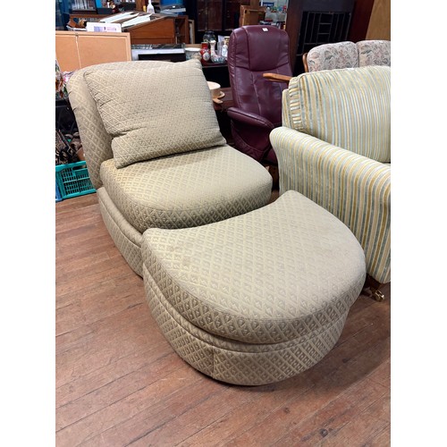 343 - Bespoke LT designs 2 piece upholstered chaise lounge.