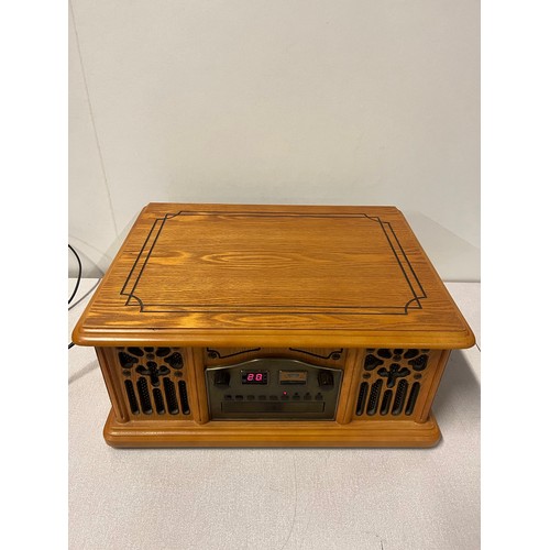 377 - Vintage style prolectrix cd/ record player radio.