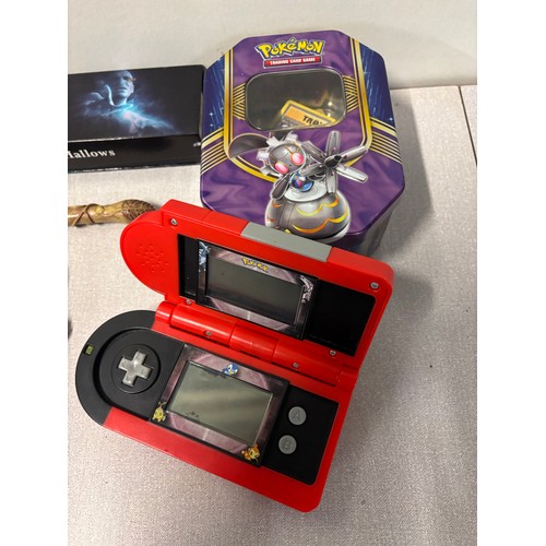 392 - Selection of toys to include Hermione grangers wand, Pokémon pokedex game with energy cards and tin,... 