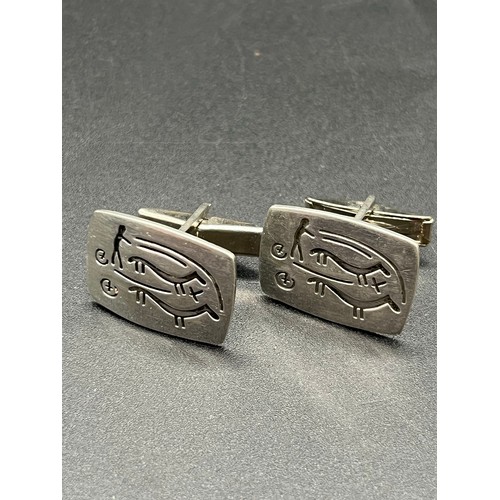 72 - Pair of Jorgen Jensen modernist cufflinks in vintage Georg Jensen box. Fully stamped to the back.
