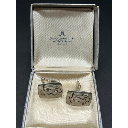 72 - Pair of Jorgen Jensen modernist cufflinks in vintage Georg Jensen box. Fully stamped to the back.