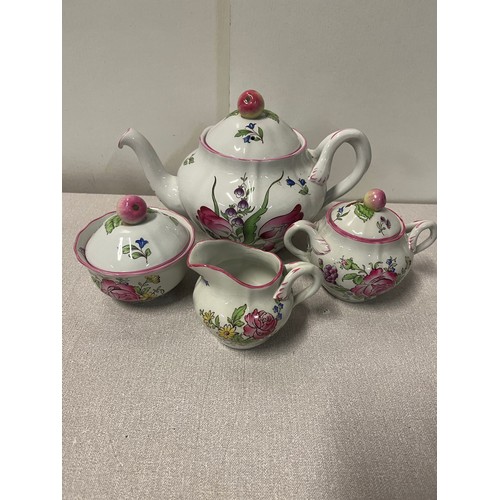21 piece Copeland Spode part tea sets - 