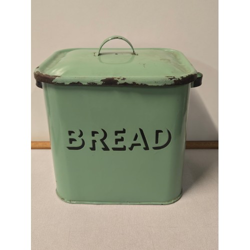 72 - Vintage enamel bread bin.