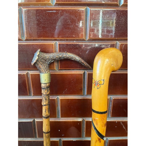 78 - 4 x vintage walking sticks to include antler and novelty face