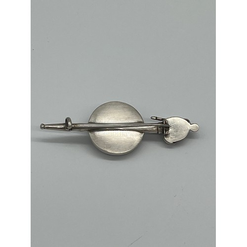 22 - Antique Victorian Scottish sterling silver kilt pin/brooch in shape of dirk and shield with inlaid c... 