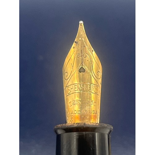31 - Vintage Sheaffer Connaisseur white dot fountain pen in black  with 14k gold nib in original box.