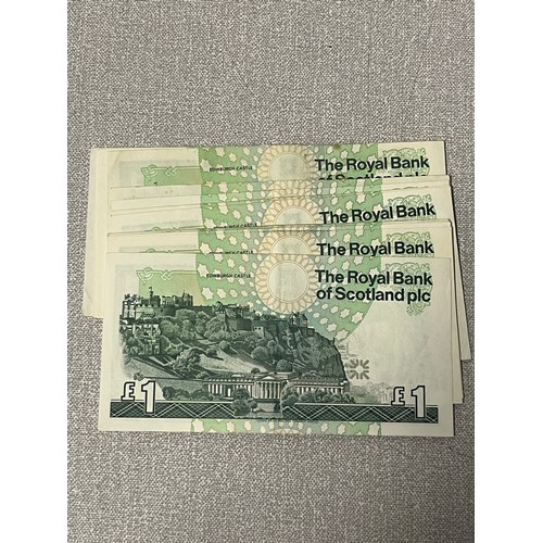 37 - a collection of 22 uncirculated scottish one pound notes from 1999 , 2000