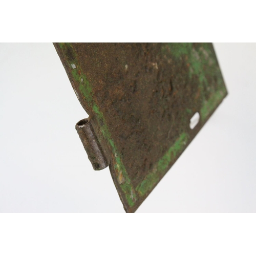 559 - Iron industrial sign 