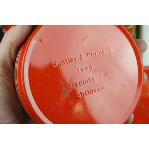 115 - Guinness & Co Enamel Pub Advertising Tray together with a Vintage Smiths Crisps Advertising Tray... 